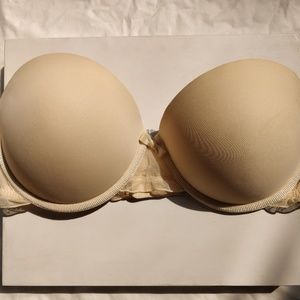 Strapless bra by Kenzie